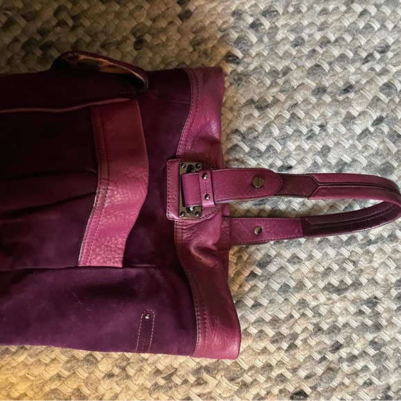 B. Makowsky leather & suede oxblood purse - Picture 5 of 9
